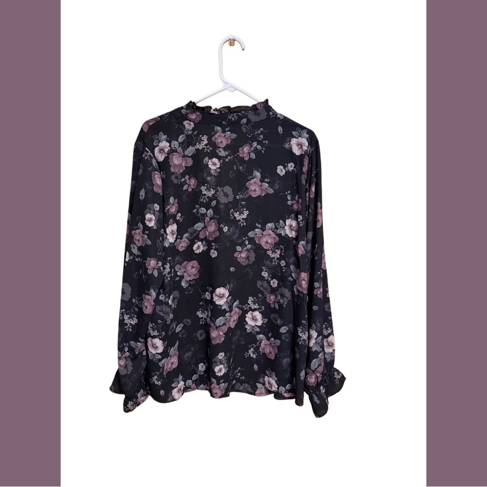 🖤💐NWOT Torrid Dark Floral Blouse Size 1X | Cottagecore Corporate Goth 💐🖤 - Picture 2 of 3